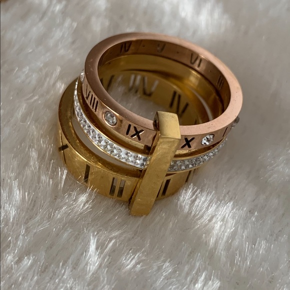 Forever Gold Stainless Steel Tri-band Roman Ring - Picture 2 of 4